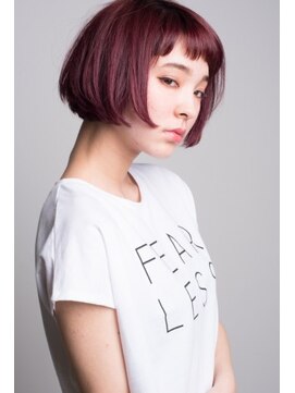クアトログランシュ 水戸店(QUATRO×GranCieux) 眉上バングのワンカールボブ【QUATRO】