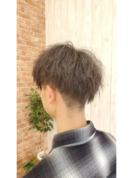 美容室セラヴィ ツイスト&ツーブロック