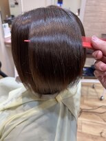 フェリエットバイビークール(feliette by Be-COOL)&nbsp;「feliette」軍司博司　ショートの丸み酸性ストレート