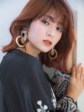 シー 岡崎(,SHE) 愛されドーリーガールなくびれミディ