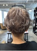 グレージュショートスタイル