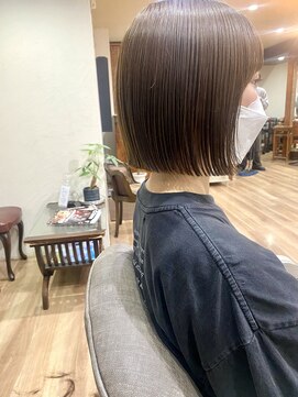 ゼン(ZEEN) 【乾かすだけの癖に合わせたぱつっとbob】札幌駅/大通り/@30代