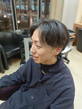 シャンプーボーイ 佐世保駅前店(SHAMPOO BOY) センターパート　佐世保美容室　シャンプーボーイ佐世保駅前店