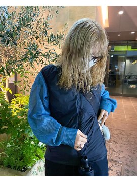 クプラ(Qpula) 【qpula 久芳未鈴】ブロンドベージュ/ハイトーンカラー