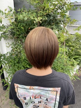 グロウ(GLOW) ☆濃いミルクティーカラー☆