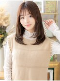 透け感カーキベージュ小顔ミディアムレイヤーh3戸頭20代30代40代