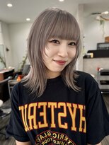 エヴァン(HEVIN) ミルクティーグレージュブリーチハイトーン