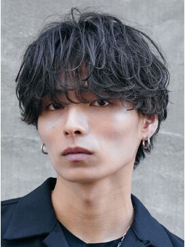 レタッチ バイ フィフス 天神大名(RETOUCH by fifth) 福岡天神ゆるめシャドウパーマメンズマッシュウルフカット緩め