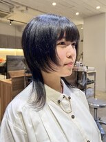 グラッド(GLAD.) ミディアムウルフ/ナチュラルウルフ/顔まわりレイヤーカット