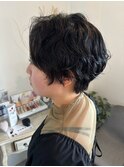 くびれヘアやわらかマッシュパーマ