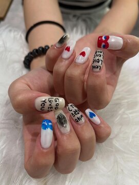 ゼストソエル(ZEST soell) ホワイト×アート