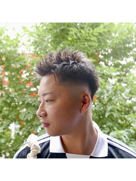 ティーズ アカサカ(T's AKASAKA) フェードスタイル