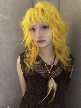 ネハス(nehus.) ハッシュカット/レイヤーカット/ブリーチ/ウルフカット/原宿