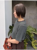 透けるフェイスレイヤーボブ