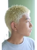 ブロンドヘア　ボウズ　