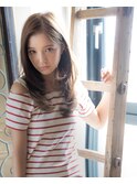 軽いロングレイヤースタイル