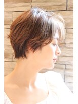 レウナ 外苑前(Reuna)&nbsp;30代40代に人気シルエットが綺麗に見えるショートボブ