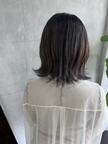 ティティ(TiTi)&nbsp;ブリーチカラー！グレーベージュカラー[TiTi_福田りの]