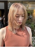 ハイトーンベージュ 顔周りレイヤー