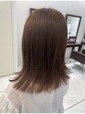 ベージュブラウン