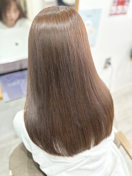 エルフグローリー(elf -glory-) 枝毛カット/メンテナンスカット/アッシュブラウン/by KEITARO