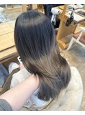 艶感アイスグレーカラーレイヤーカットニュアンスカラー