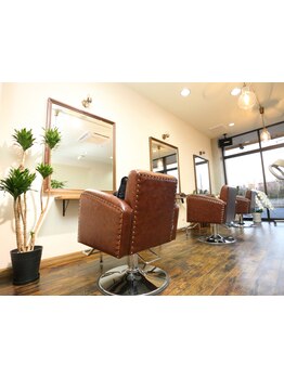 お客様ひとりひとりのニーズに合わせたスタイル提案◎毎日のセットが楽になる、再現性の高さを感じてみて♪