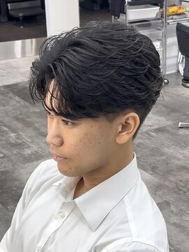 フィフス 仙台(fifth) 仙台フェザーショートセンターパートフェザーパーマ毛流れ強め◯