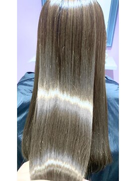 ロアゾブルーミュージアム(L'oiseau Bleu museum) 髪質改善 トリートメント  縮毛矯正