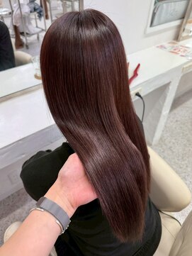 ロマーリ(LOMARLIE) ツヤ髪透明感カラー20代30代40代脱ブリーチワインレッド