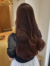 《透明感チェリーレッド》周りと差がつくお洒落を楽しめる！色っぽさと個性を両立した質感に◎