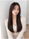 韓国風艶髪ストレート小顔顔周り透明感ダークグレージュ美髪前髪
