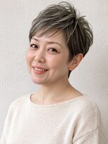 シオミエイチ タイムレス 垂水(shiomi H timeless)&nbsp;ピクシーカット/白髪もトップのぺたんこも味方に◎/垂水