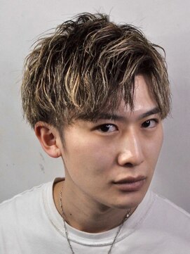 プレミアムバーバー 原宿店(PREMIUM BARBER produce by HIRO GINZA) ツーブロック×ツイストパーマ　原宿/メンズカット/パーマ/床屋