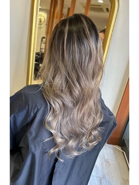 シエル(Ciel) バレイヤージュ 海外