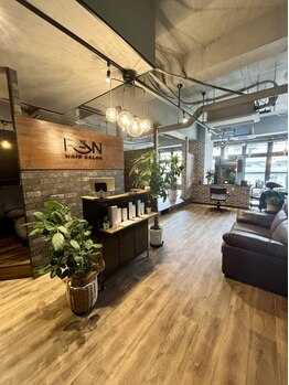 ファン 姪浜(Fan)の写真/【姪浜駅徒歩1分】実力派Stylistによる丁寧なカウンセリングと高技術力で理想のスタイルを叶えます☆