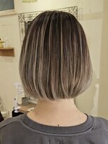 ヘアアンドビューティ ガーデン ベルモール店(HAIR AND BEAUTY GARDEN)&nbsp;宇都宮ショートボブグレイカラー白髪染め白髪ぼかしハイライト