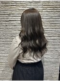 グレージュアッシュグレージュロング