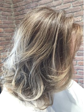 グロウ 大井町(grow) 《grow 大井町》ブロンドベージュ×3Dカラー