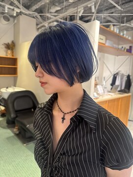 エルム 原宿 表参道(yelm) ミニボブ/ブリーチ1回で出来るネイビーブルー