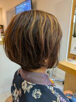 ヤマギワ(yamagiwa)&nbsp;ハイライトショートボブ