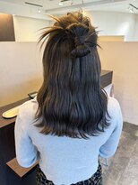 グランドール(Grandoll)&nbsp;ハーフアップお団子アレンジ【小倉北区神岳】