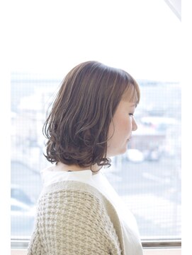 ヘアアンドメイク ムーア(Muuua) ヌーディグレージュ ＋ ハイライト ＋レイヤーボブ