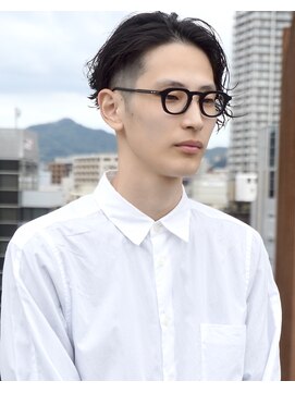 メリケンバーバーショップ コウベ(MERICAN BARBERSHOP KOBE) 七三オールバックツイストパーマかき上げヘアコンマヘア84