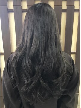 ヘアカラーアンドアイラッシュ マウルール バイ ティアレ(Mauruuru) 透明感アッシュグレーゆるふわウェーブ巻きロング20代30代40代