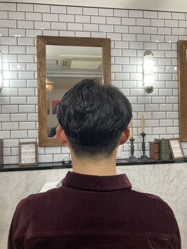 ショウザバーバー(SHOW the Barber) ニュアンスパーマセンターパート