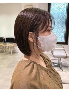 ヨーク(YOKE) YOKE 切りっぱなしボブ ぱつっとボブ おくれ毛