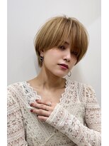 イヴォークトーキョーオーサカ(EVOKE TOKYO osaka)&nbsp;20代30代おすすめヘア 耳かけショート 内巻きのみ簡単セット