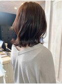 福山人気くびれ鎖骨ミディアムヘア韓国風ショコラブラウン巻き髪