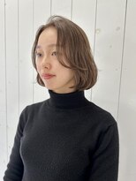 ホリー(HOLLY)&nbsp;ボブ×透けブラウン